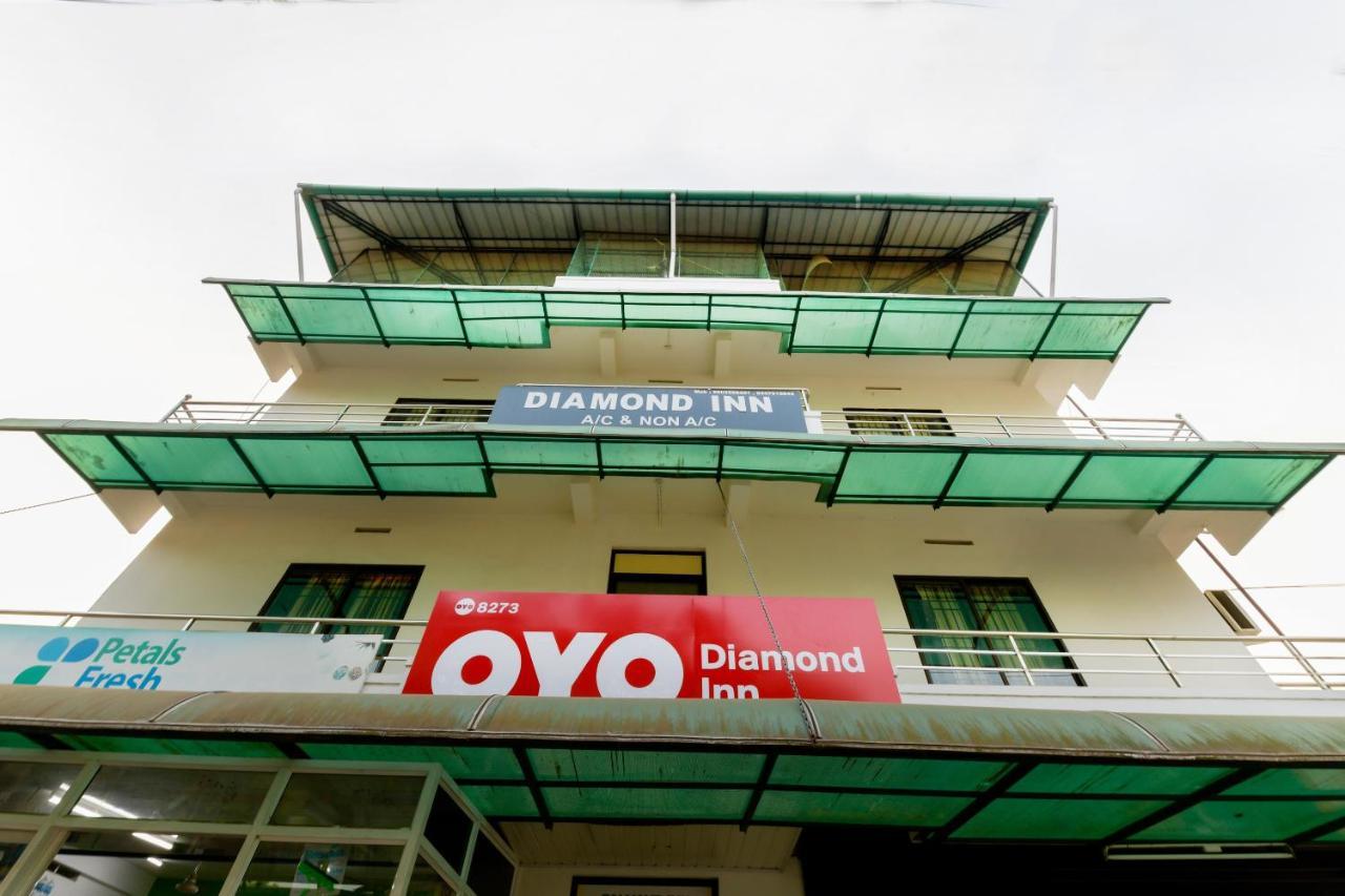 Oyo 8273 Diamond Inn Kochi Esterno foto