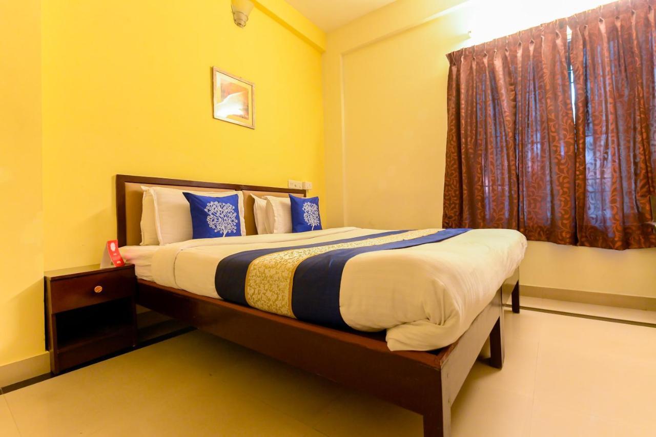 Oyo 8273 Diamond Inn Kochi Esterno foto