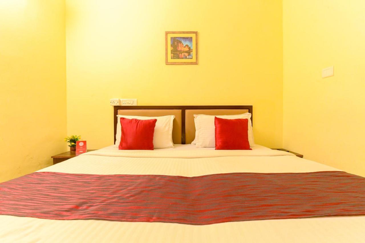 Oyo 8273 Diamond Inn Kochi Esterno foto