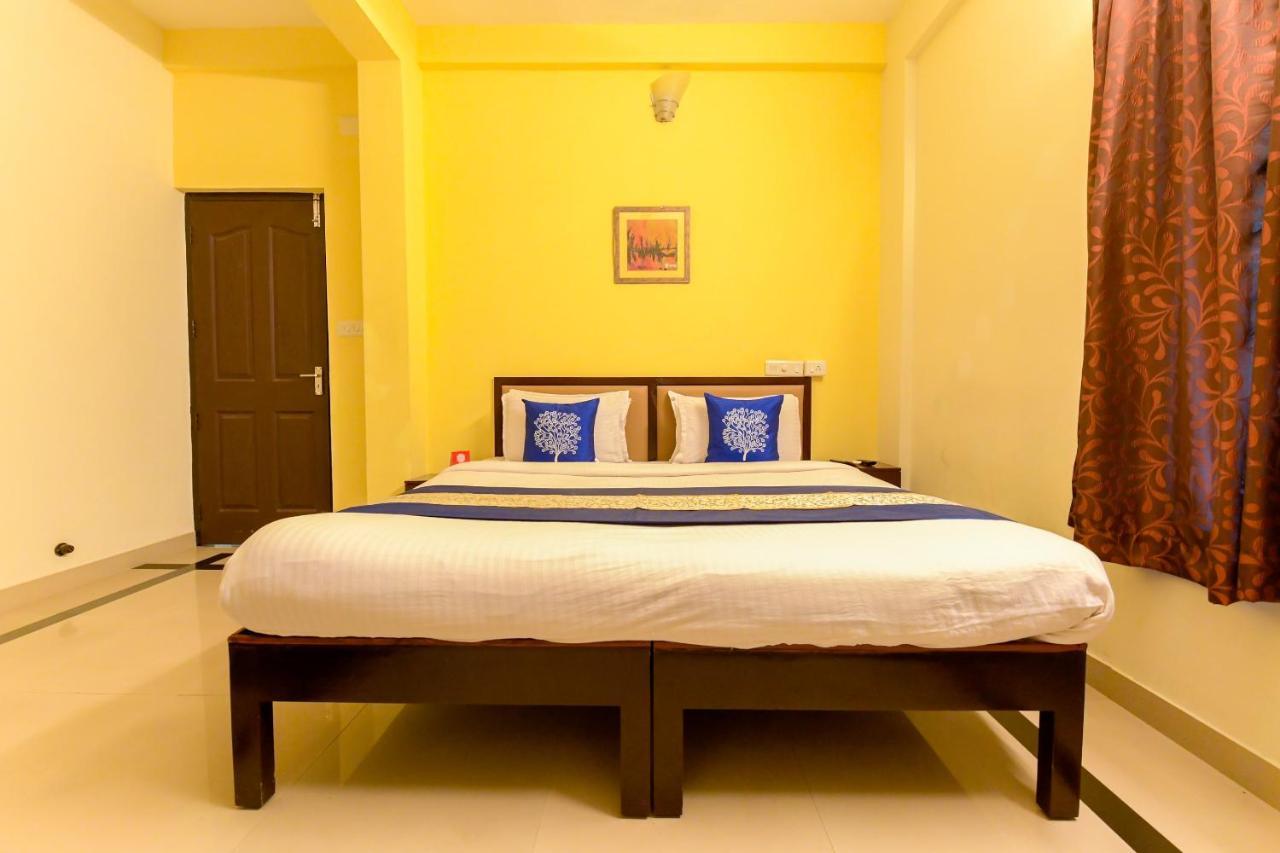 Oyo 8273 Diamond Inn Kochi Esterno foto